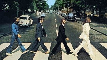 Imagen más icónica de The Beatles en el paso de cebra de Abbey Road. / EP