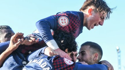 Celebración tras un gol del filial oscense. Foto: SD Huesca B.