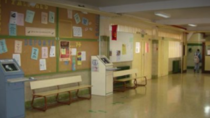 El número de aulas cerradas se ha multiplicado en la última semana.