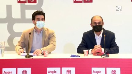Darío Villagrasa y Javier Lambán, este viernes en la ejecutiva regional del PSOE Aragón.