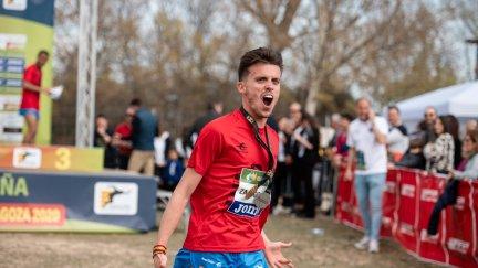 Carlos Mayo en el Campeonato de España de Cross.