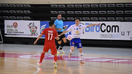 Alberto Inés, en un encuentro con el Fútbol Emotion Zaragoza.