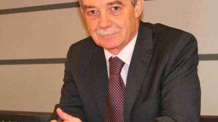 El presidente del colegio de médicos de Huesca, José María Borrel./COM Huesca.