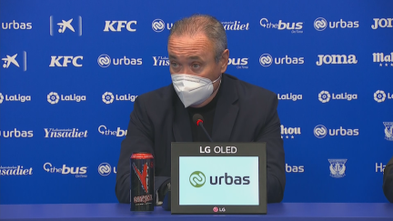 Juan Ignacio Martínez, en la sala de prensa de Butarque.