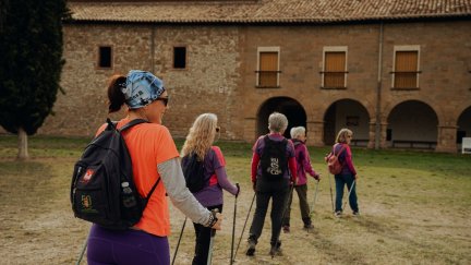 Varias personas, durante una ruta. / Foto: Comarca Somontano de Barbastro