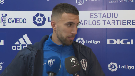 Darío Poveda, en la zona mixta del Carlos Tartiere.