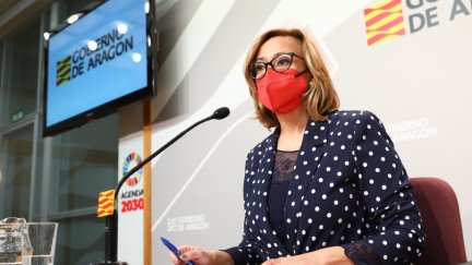La consejera Mayte Pérez, durante la rueda de prensa. / Foto: Gobierno de Aragón