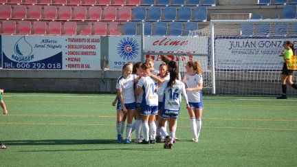 Las jugadoras del Zaragoza CFF buscan este domingo una nueva victoria.