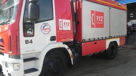 Vehículo del Consorcio Provincial de Bomberos. EP.