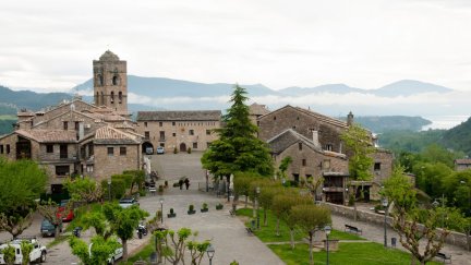 Vista de la plaza Mayor de Aínsa.
