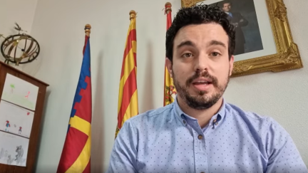 El alcalde de Bujaraloz, Darío Villagrasa, anuncia en sus redes sociales que el municipio ha superado los mil habitantes. / Foto: Facebook Darío Villagrasa.