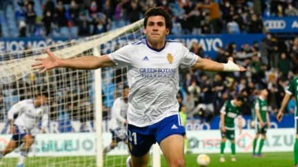 Iván Azón celebra el tanto del empate. Foto: Real Zaragoza.