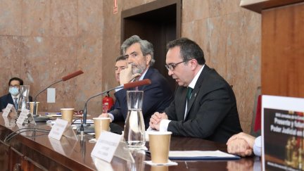 El evento ha tenido lugar en el Aula Magna de la Facultad de Derecho de la Universidad de Zaragoza. / EP