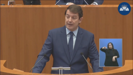 Alfonso Fernández Mañueco, durante el debate de investidura.