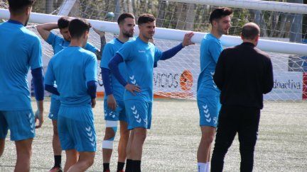 El CD Ebro buscará este sábado un triunfo que le acerque a la zona de promoción de ascenso.
