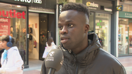 Babacar Seck hablando para Aragón Deporte.