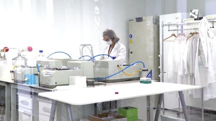 Una investigadora de la vacuna de ARN.