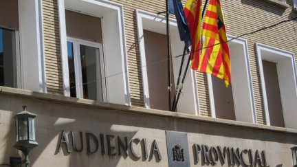 Fachada de la Audiencia de Huesca. (Europa Press).