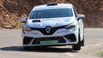 Una imagen de Cristian García y Carmelo Moliné durante el XI Rallysprint de Aguarón.