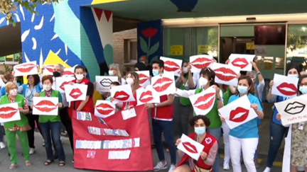 El hospital Materno-Infantil de Zaragoza se ha llenado de besos.