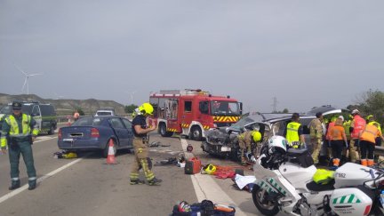 El accidente se ha producido en la N-232 a su paso por El Burgo de Ebro.
