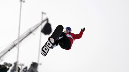 La 'rider' española Queralt Castellet compitiendo en el 'halfpipe' de los Juegos Olimpicos de Invierno de Pekín 2022./EP