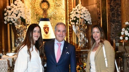 Jorge Mas ha visitado la Basílica de la Virgen del Pilar esta mañana.