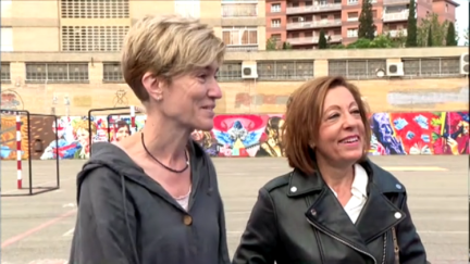 Beatriz García y Belinda Noguera, las monitoras que salvaron a una niña que se había atragantado con un gajo de mandarina.