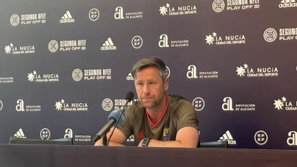 Víctor Bravo, en su comparecencia tras el encuentro ante el Merida.