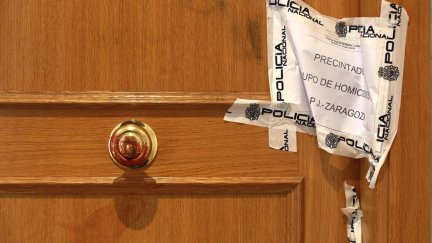 La mujer fue hallada muerta en su domicilio de la calle Alegría, en el barrio de San José, en Zaragoza./EFE