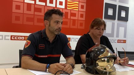 Isidro Balaguer e Isabel López, representantes de CC. OO. en la DPZ. / Europa Press