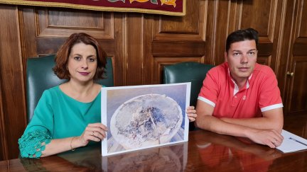 La alcaldesa de Teruel, Emma Buj, en la rueda de prensa posterior a la Junta de Portavoces de este jueves. / Ayuntamiento de Teruel
