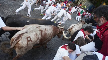 Primer encierro de los Sanfermines de 2022, con toros de Núñez del Cuvillo. (Europa Press).