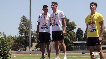 Pablo Nicolás Serrano (derecha), en el podio del Nacional Sub-20.