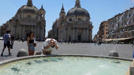 La ola de calor actual deja temperaturas extremas en países como Italia. / EFE