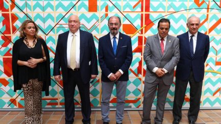 El presidente de Aragón, Javier Lambán, asiste a la presentación del desarrollo de los proyectos de energías renovables previstos en la provincia de Teruel por Forestalia y BRUC. / Gobierno de Aragón