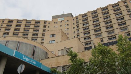 El Hospital Clínico de Zaragoza es el centro que más pacientes COVID alberga actualmente. / Europa Press