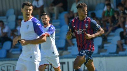 Kevin Carlos, en un instante del partido de este sábado ante el Eibar.