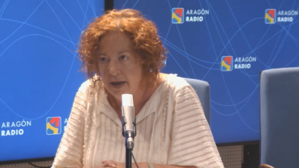 María Luisa Gutiérrez, presidenta de la sección de Defensa de los derechos animales del Colegio de Abogados de Zaragoza en los estudios de Aragón Radio.