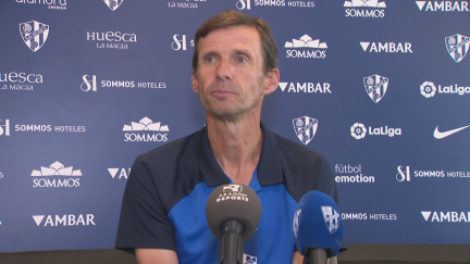 Ziganda durante la rueda de prensa.