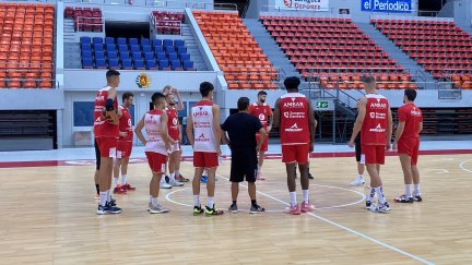 El equipo se ha ejercitado por primer vez este curso en el pabellón Príncipe Felipe.