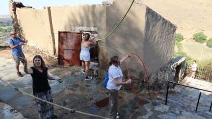El incendio de Añón podría descender al nivel cero de alerta este miércoles. / Europa Press