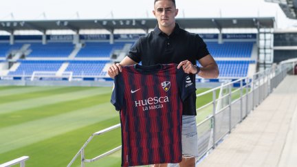 Ruben Pulido ya es nuevo jugador de la SD Huesca.