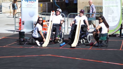 Una imagen del Día del Deporte Inclusivo celebrado hoy en la Plaza del Pilar.