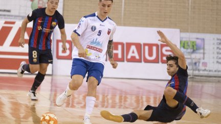 Mateo Flores Iengo en una acción durante un amistoso de pretemporada. Foto: AD Sala 10
