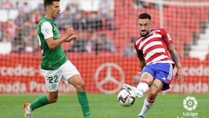 Juan Carlos Real durante el último encuentro con la SD Huesca.