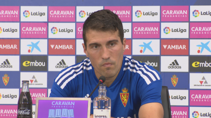 Alberto Zapater en rueda de prensa