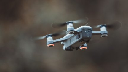 Los drones protagonizaron la 'Ofrenda Drone Light Show' el pasado viernes en Zaragoza. / Pexels