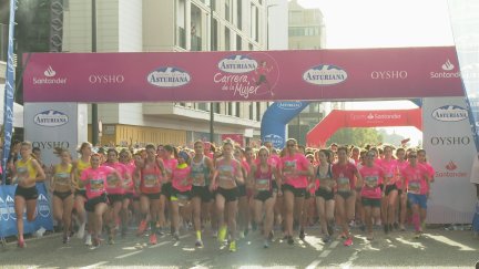Salida de la Carrera de la Mujer 2022.