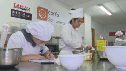 Estudiantes del CPIFP San Lorenzo durante su formación.